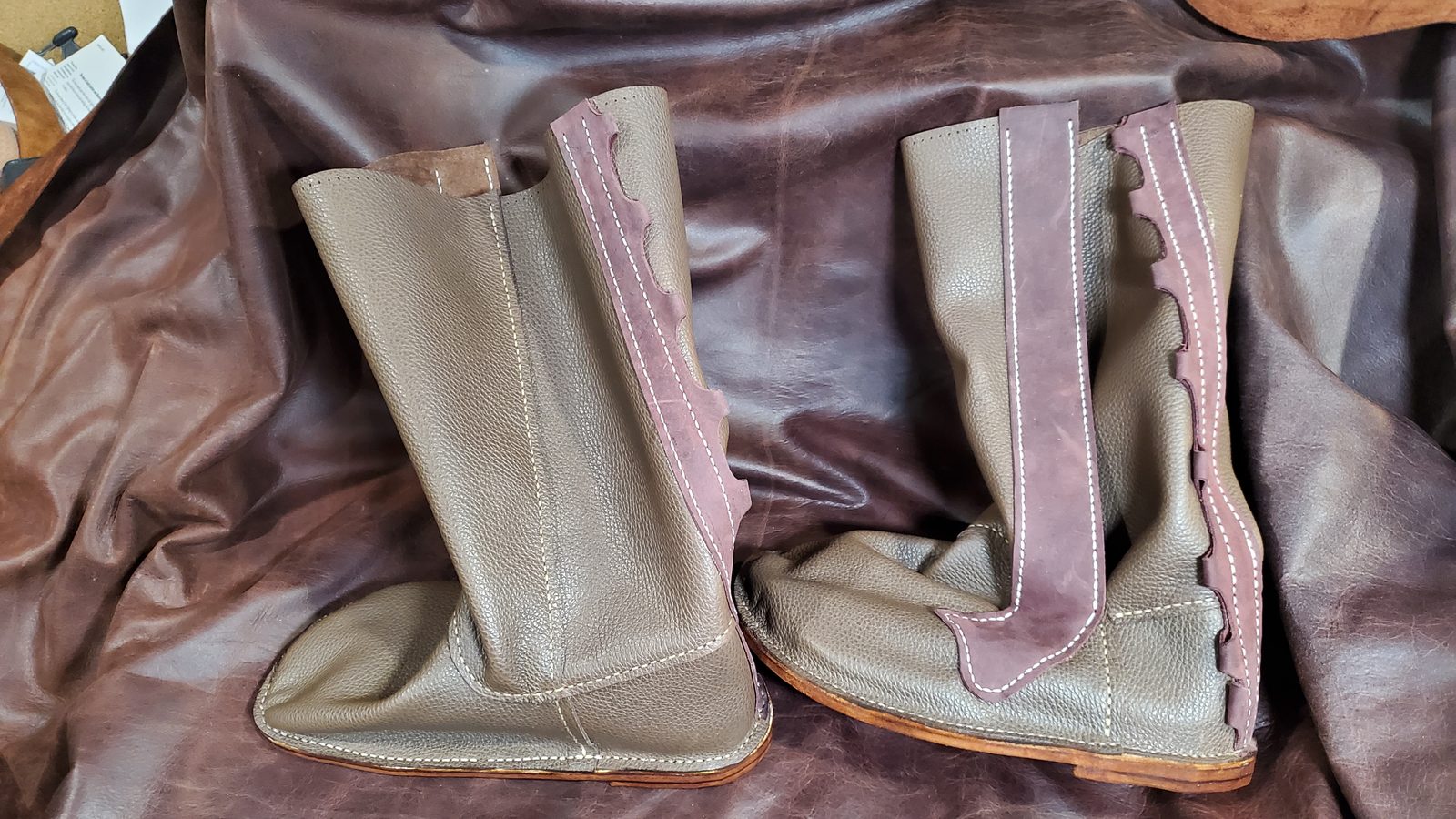 Brown boot top
