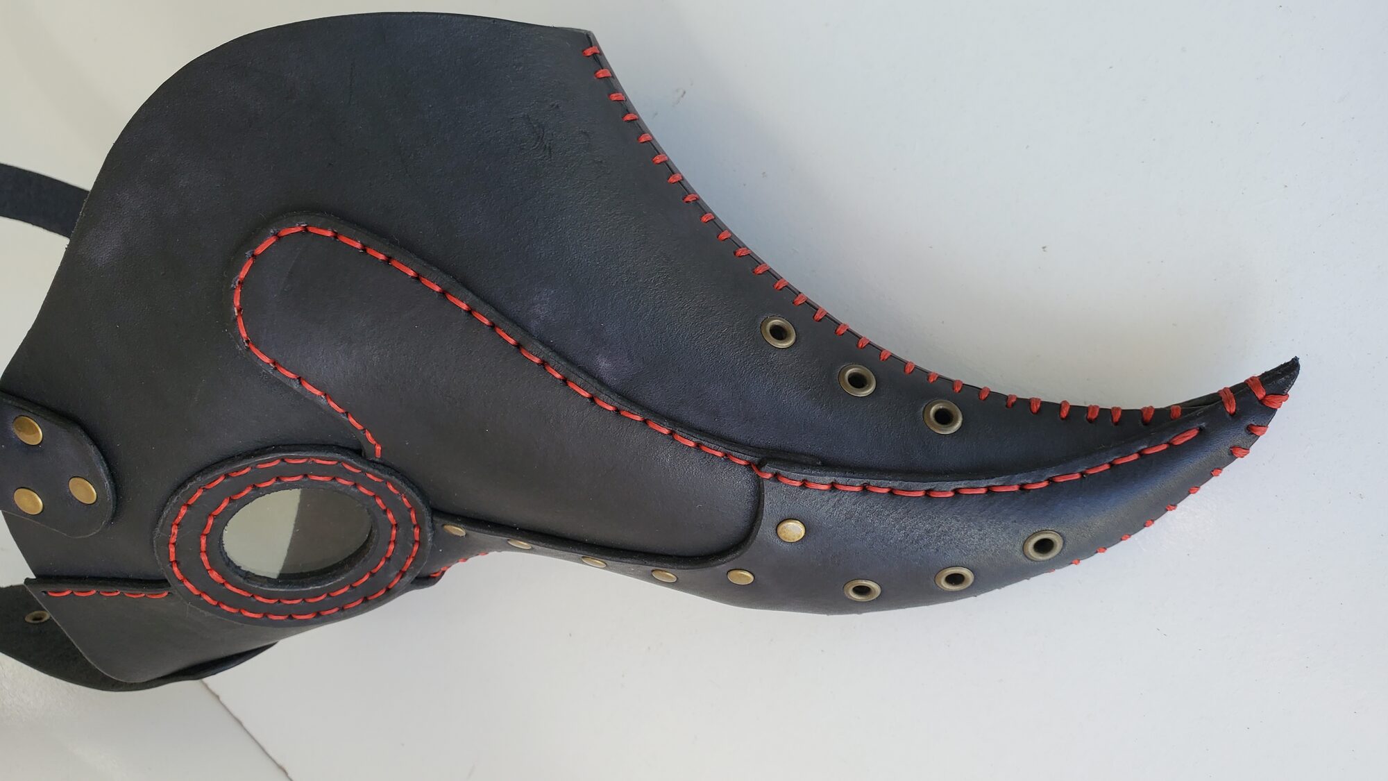 Plague doctor mask other side