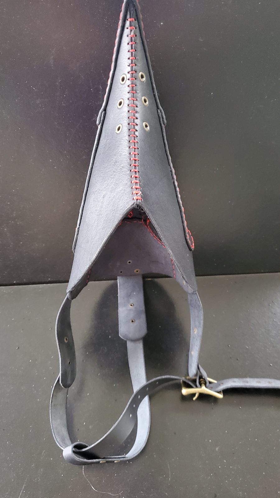Plague doctor mask side